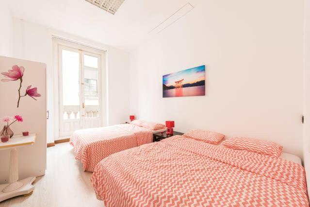 M&F Apartaments Gran Via Madrid Exterior photo